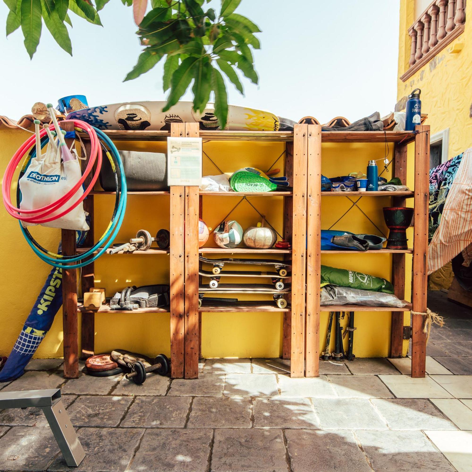 Hostel Los Amigos By Youroom La Mareta Exterior photo