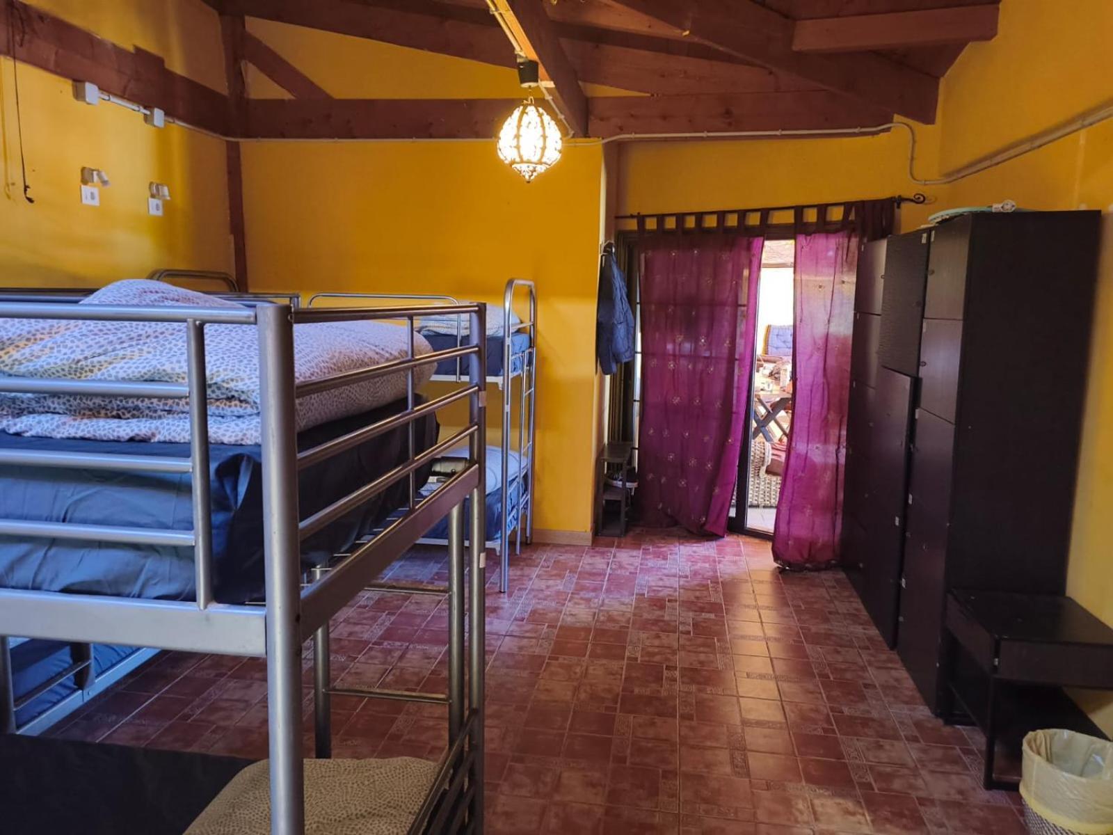 Hostel Los Amigos By Youroom La Mareta Exterior photo